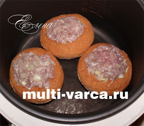 Фаршируємо бублики фаршем